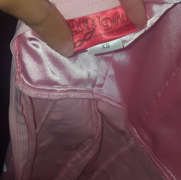 Deadly dames pink and white dress - Picture 5 of 10